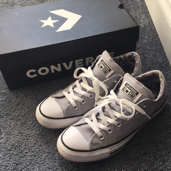 Converse silver box Clearance